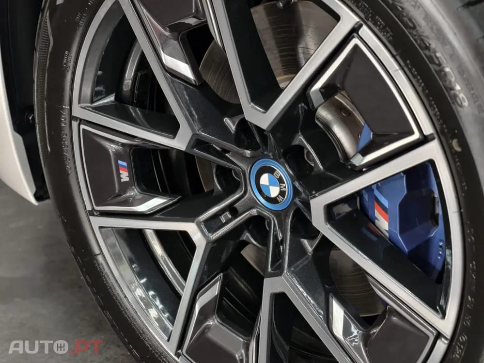 BMW i4 eDrive40 Pack Desportivo M Pro