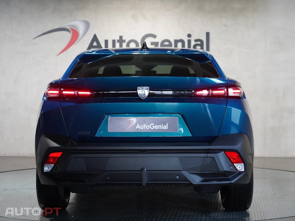 Peugeot 408 1.2 PureTech Allure EAT8