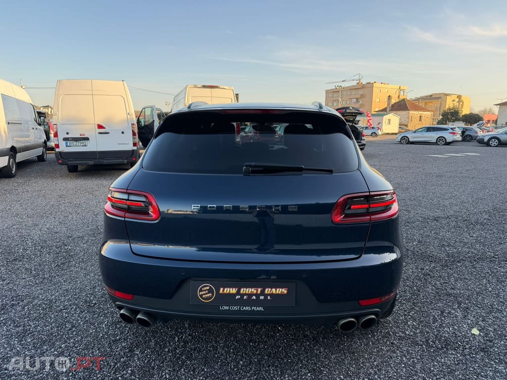 Porsche Macan S