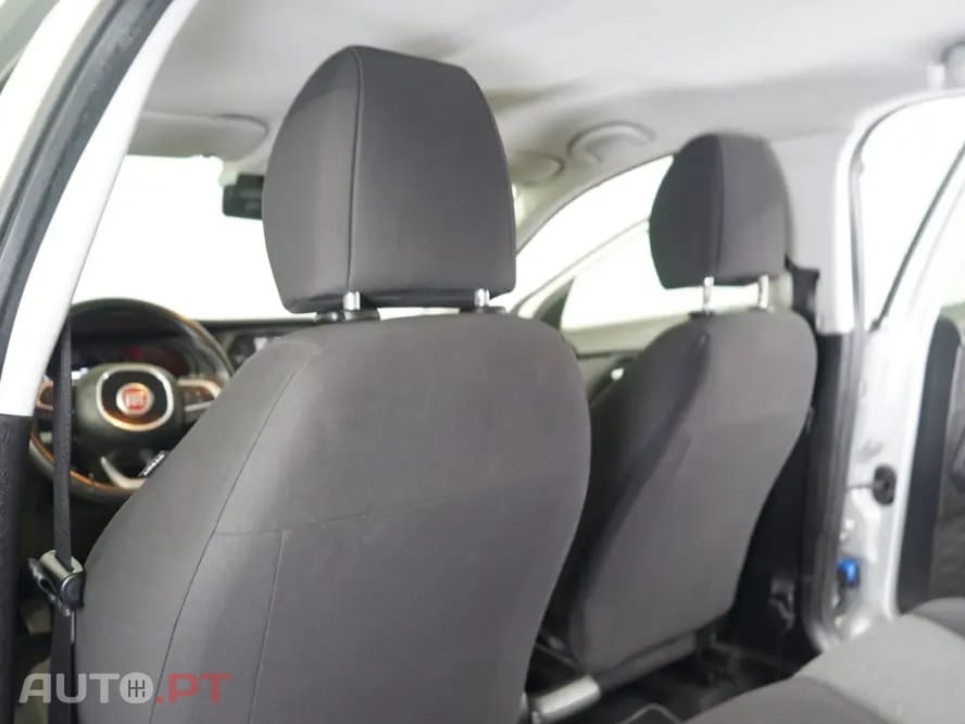 Fiat Tipo 1.3 M-Jet Lounge