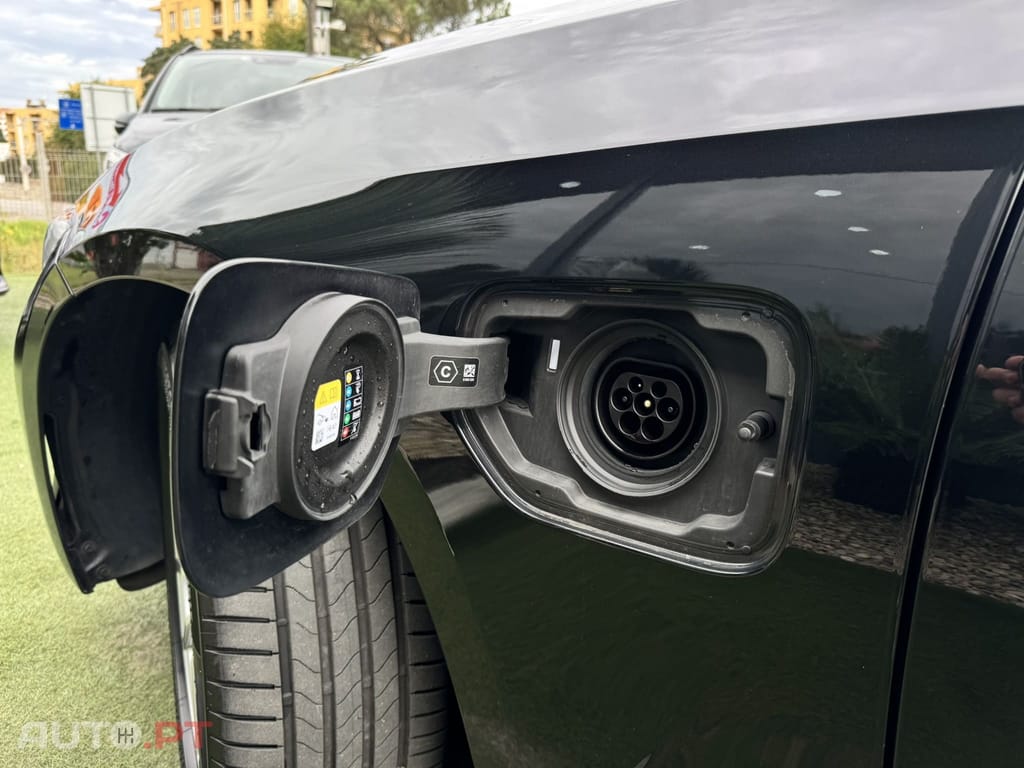 BMW 320 e Touring Line Sport Auto
