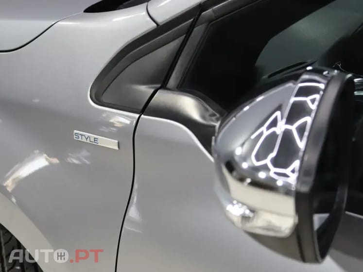 Peugeot 2008 1.5 BlueHDi Style — fotografia 11