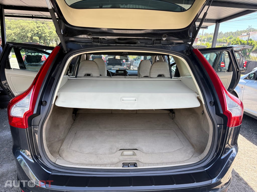 Volvo XC60 D5 Momentum