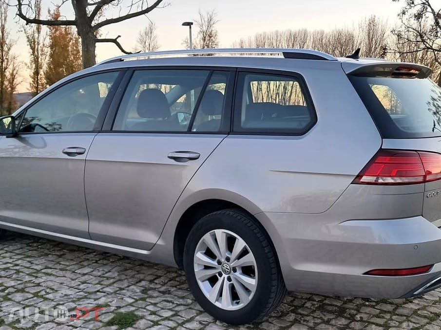 Volkswagen Golf Variant 1.6 TDi Confortline