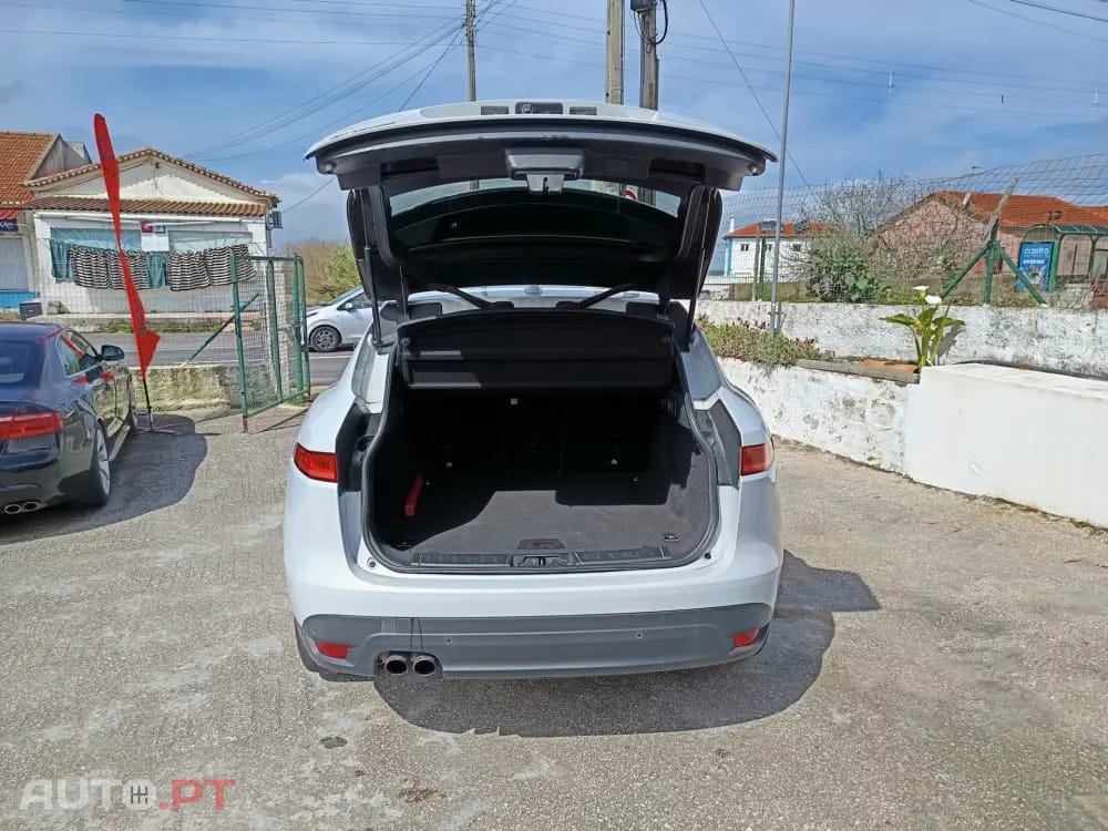 Jaguar F-Pace 2.0 i4D Prestige AWD