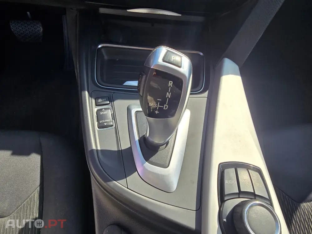 BMW 318 d Auto Line Modern