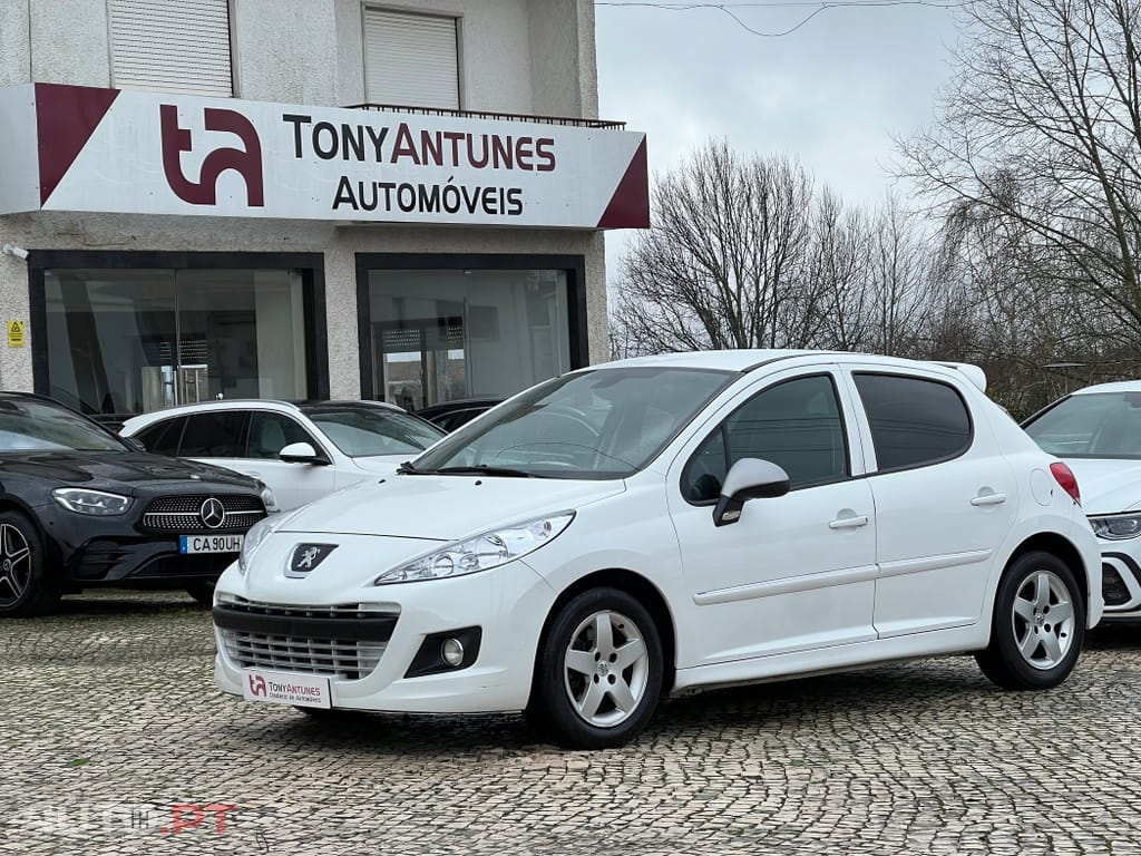Peugeot 207 1.4 16V Sport
