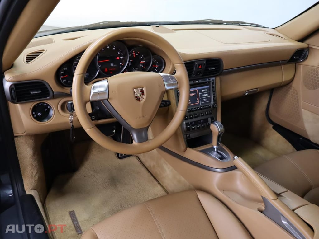 Porsche 911 (997) Carrera 4 Coupé Tiptronic