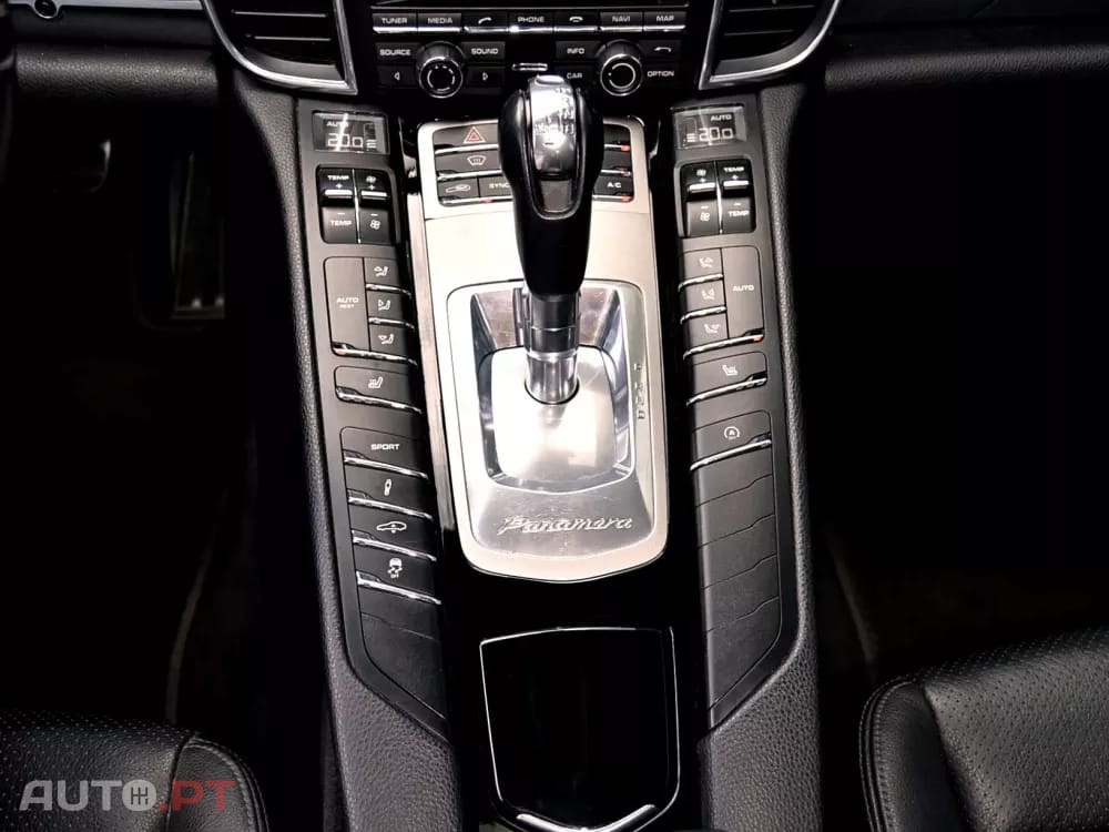 Porsche Panamera Platinum Edition