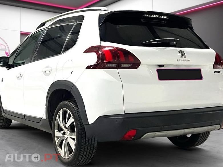 Peugeot 2008 GT LINE