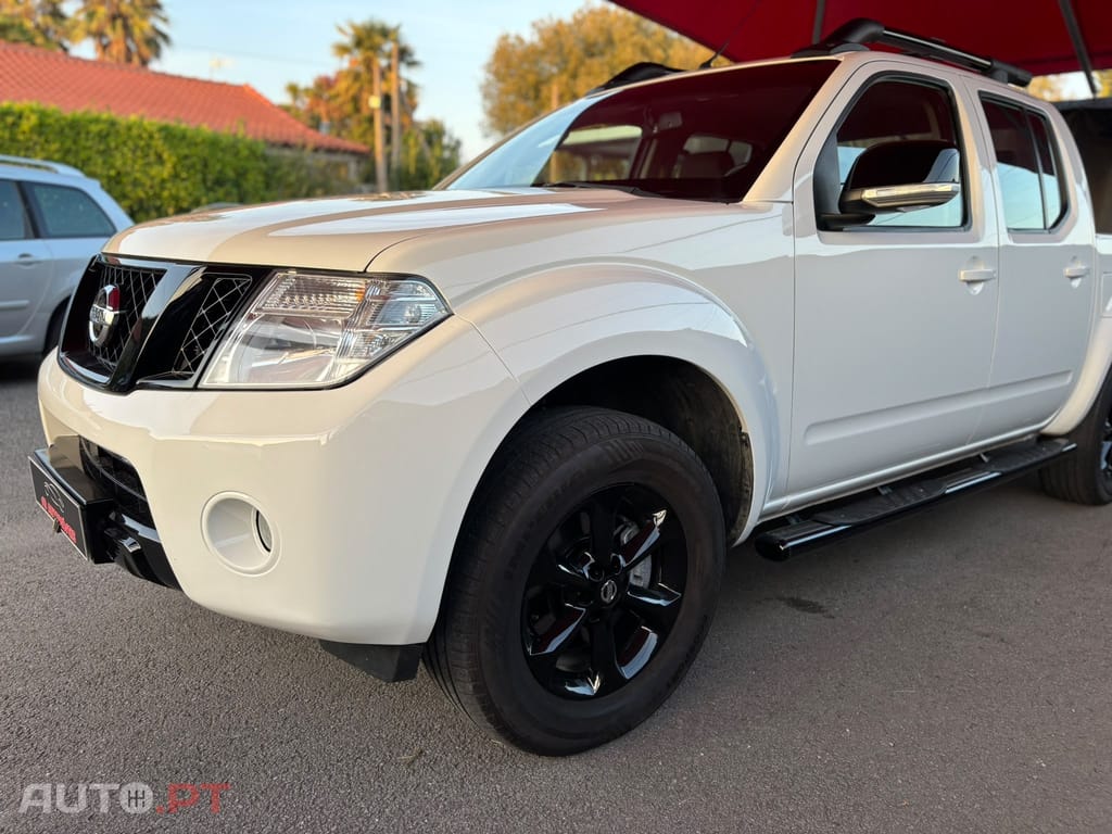 Nissan Navara 2.5 dCi CD LE 4WD