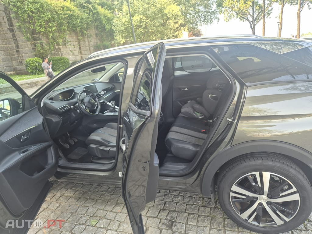 Peugeot 3008 Allure
