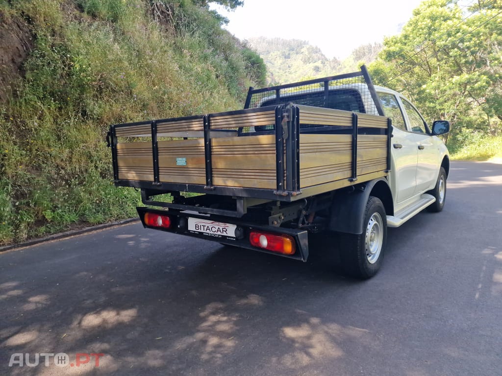 Mitsubishi L200 2.3 DI-D CD Invite 2WD