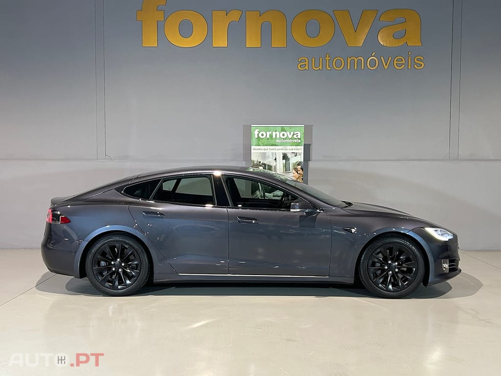 Tesla Model S 75D