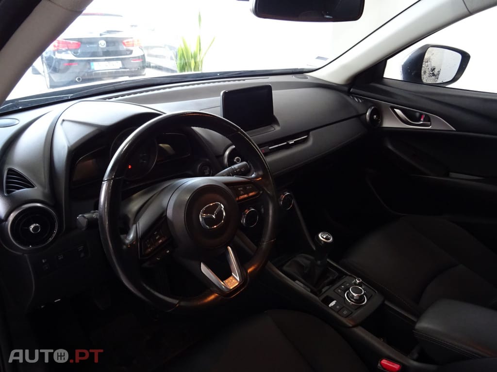 Mazda CX-3 1.8 Sky.Advance Navi