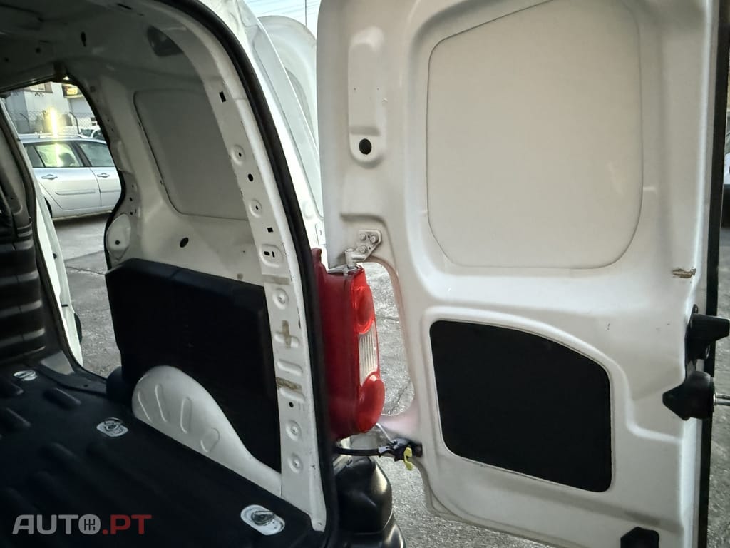 Peugeot Partner 1.6 e-HDi L1 3L