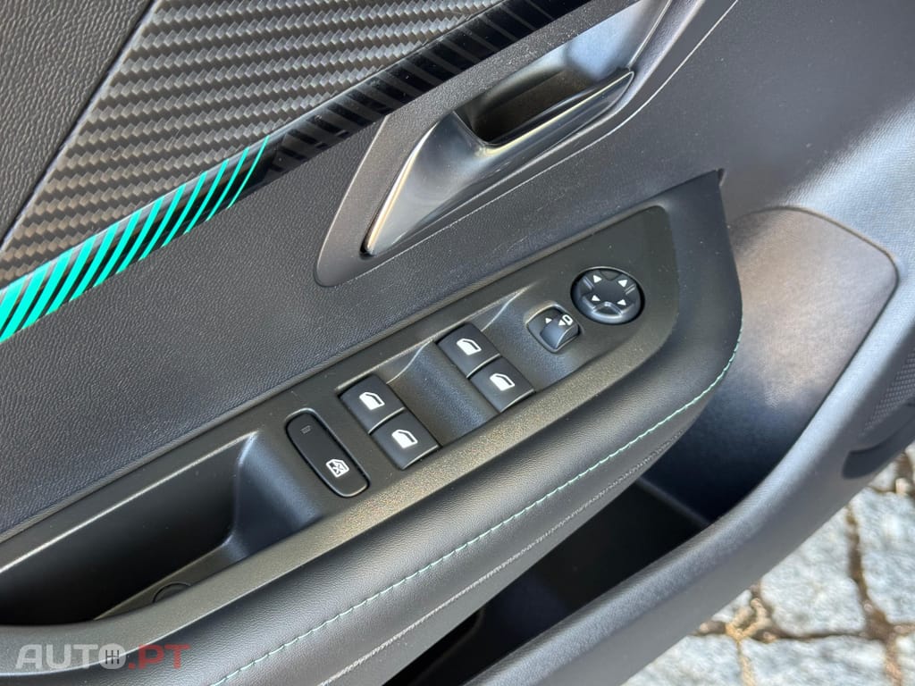 Peugeot 208 1.2 PureTech Allure