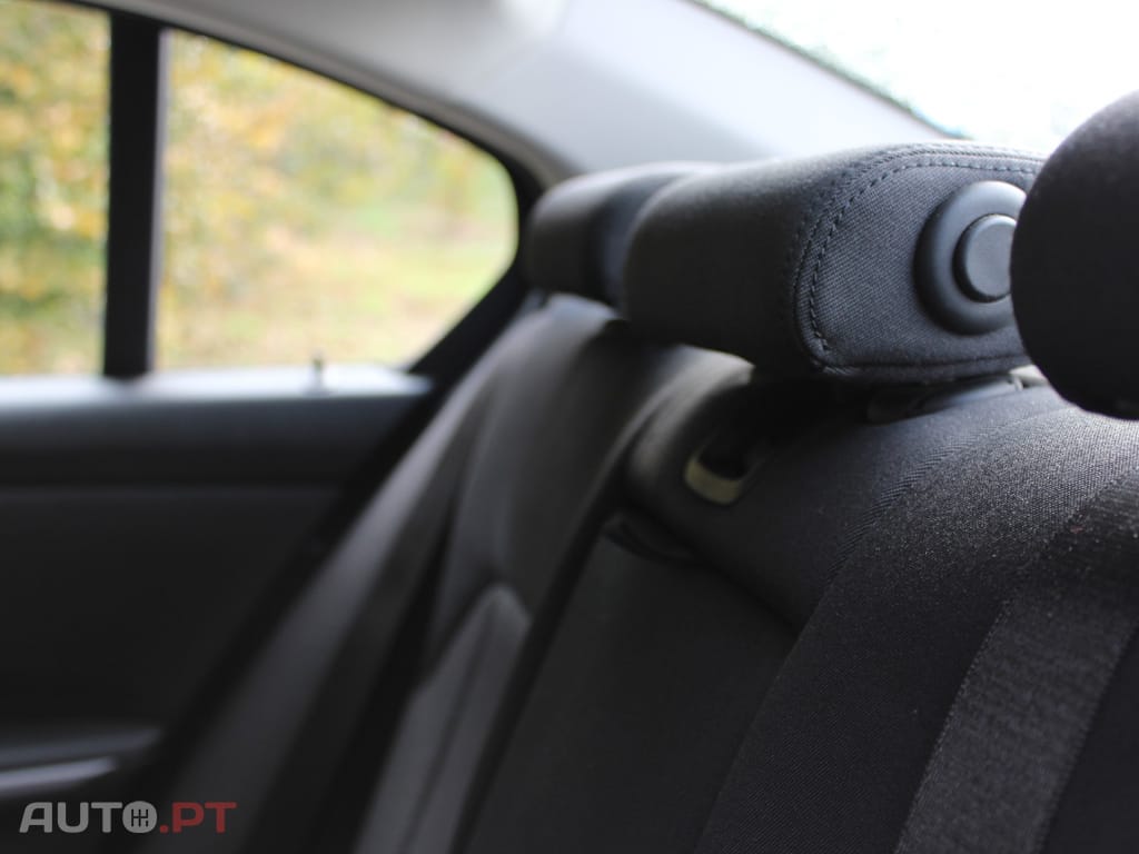 BMW 330 330e Hibrido Plug-In