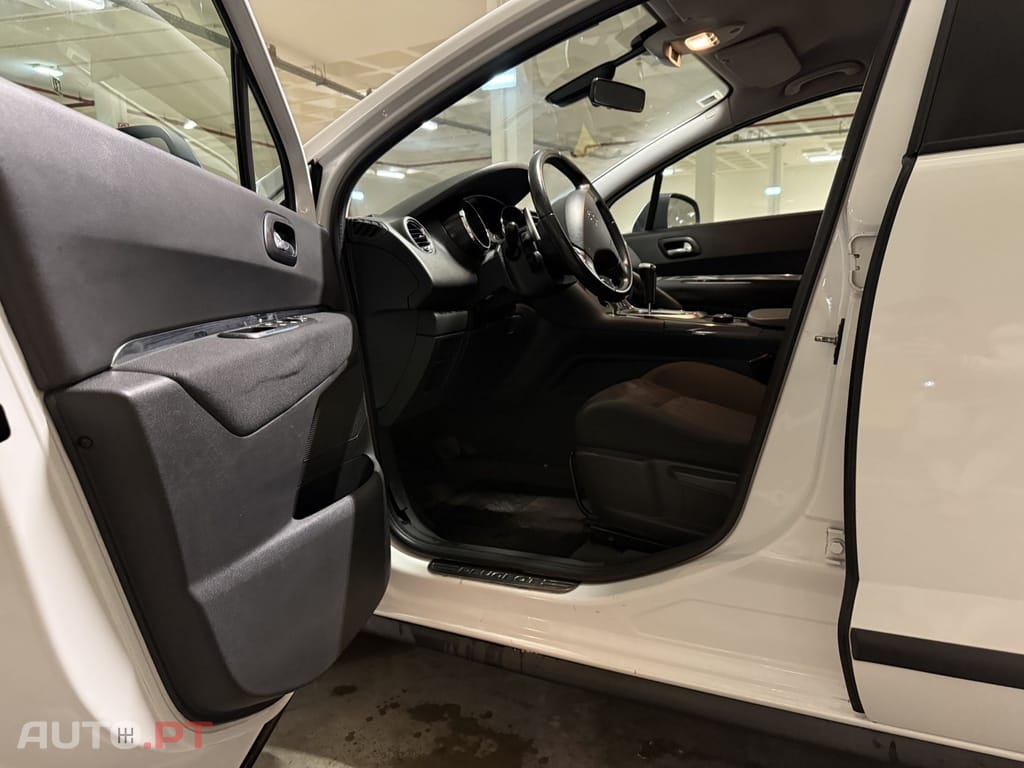 Peugeot 3008 1.6 BlueHDi Allure EAT6