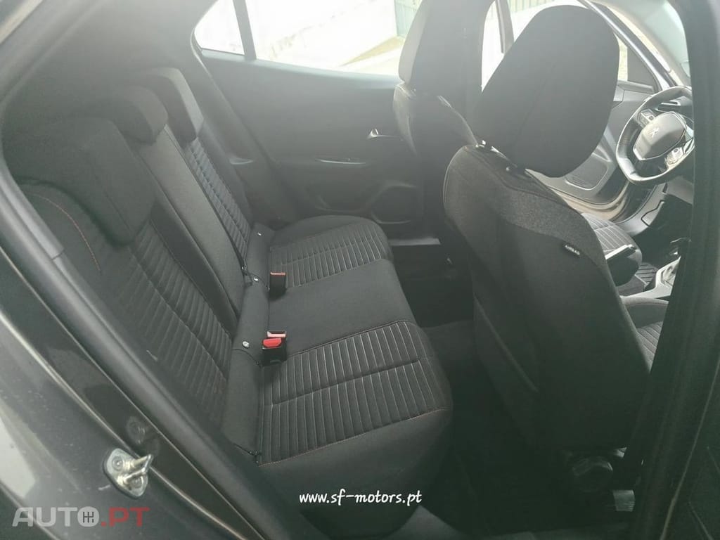Peugeot 2008 PureTech 100 Stop&Start Active