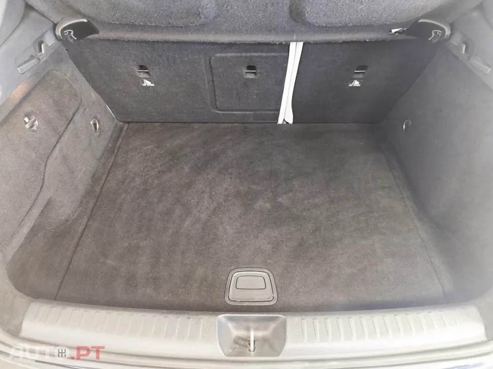 Mercedes-Benz GLA 200 d 4Matic 7G-DCT Urban