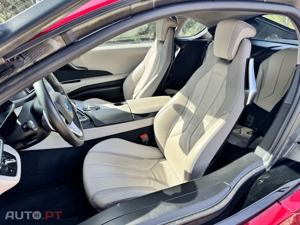 BMW i8 Standard