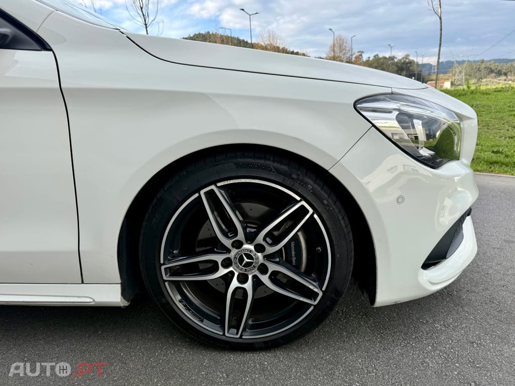 Mercedes-Benz CLA 220 d Shooting Brake AMG Line Aut.