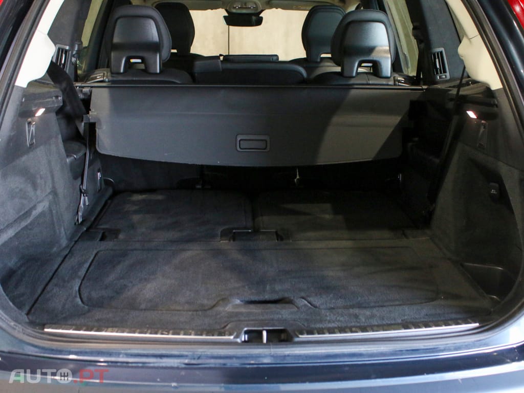 Volvo XC90 2.0 T8 PHEV Core AWD