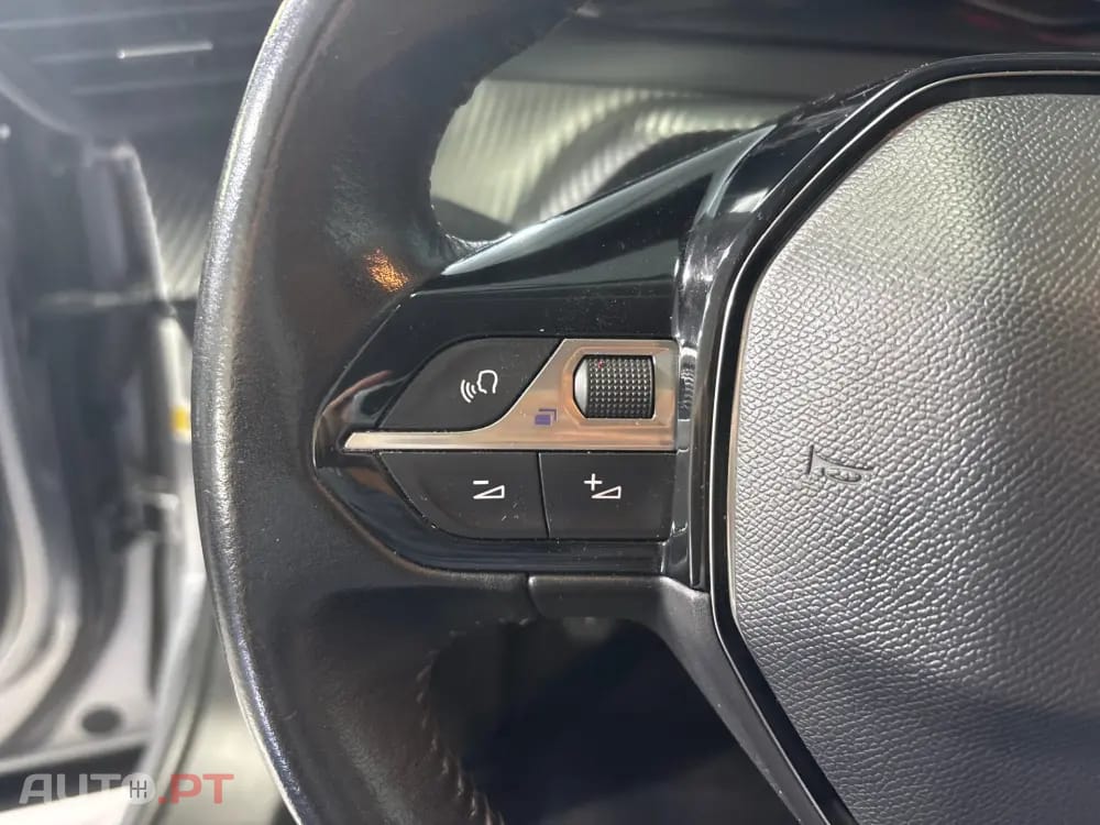 Peugeot 2008 1.2 PureTech Active