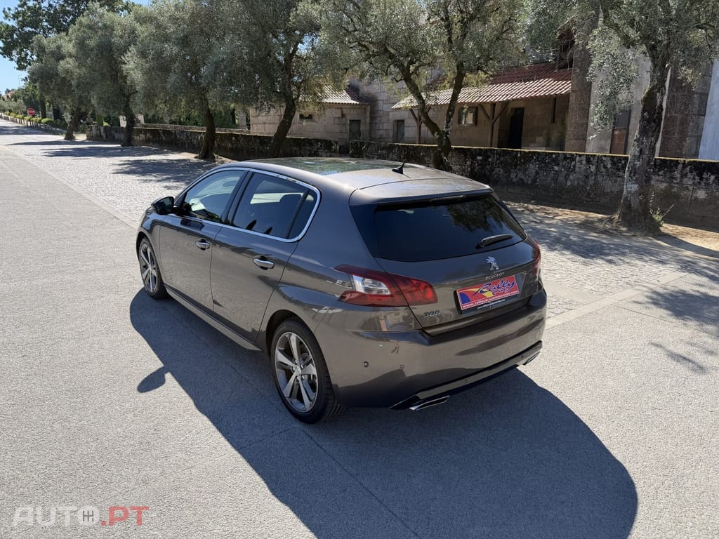 Peugeot 308 1.6 BlueHDi Allure J17