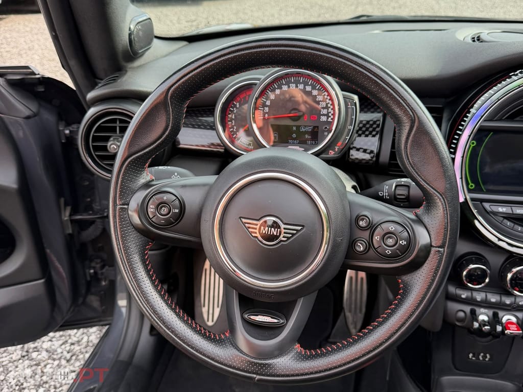 MINI Cabrio John Cooper Works