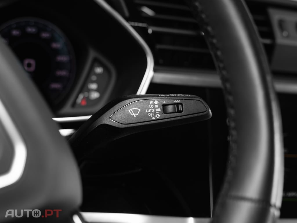 Audi Q3 45 TFSIe S line S tronic