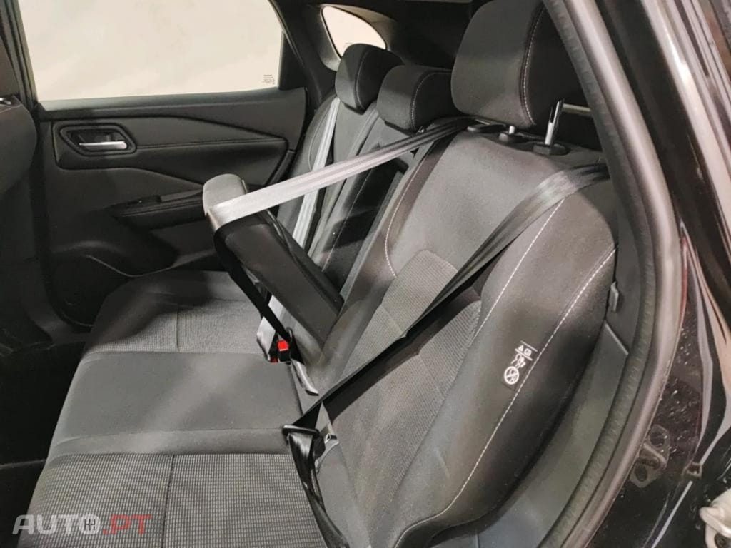 Nissan Qashqai 1.3 DIG-T N-Connecta 