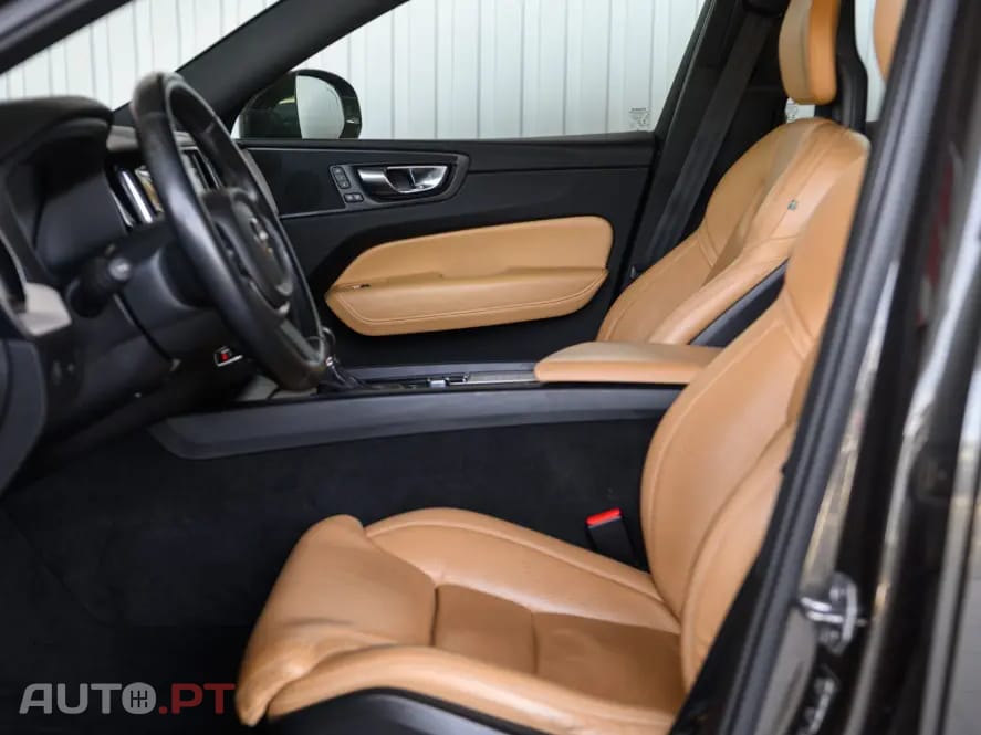 Volvo XC60 2.0 D4 Inscription AWD Geartronic