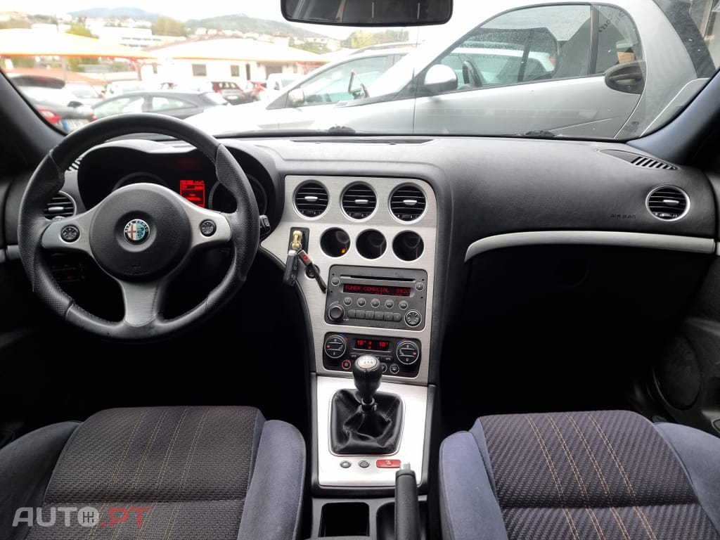 Alfa Romeo 159 Sportwagon 1.9 JTDm 16V Sportiva+