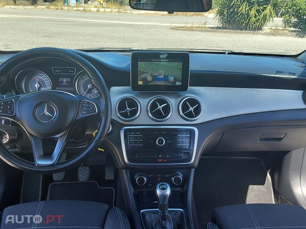 Mercedes-Benz CLA 200 (CDI) d Urban