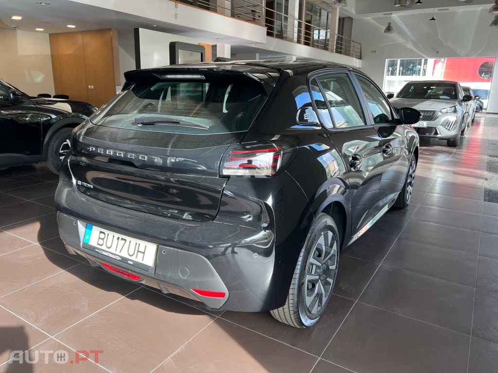 Peugeot E-208 50 kWh Active