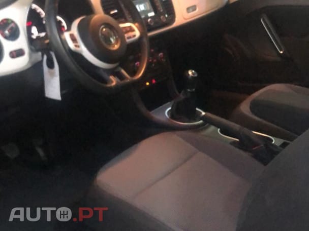 Volkswagen New Beetle 1.2 TSI