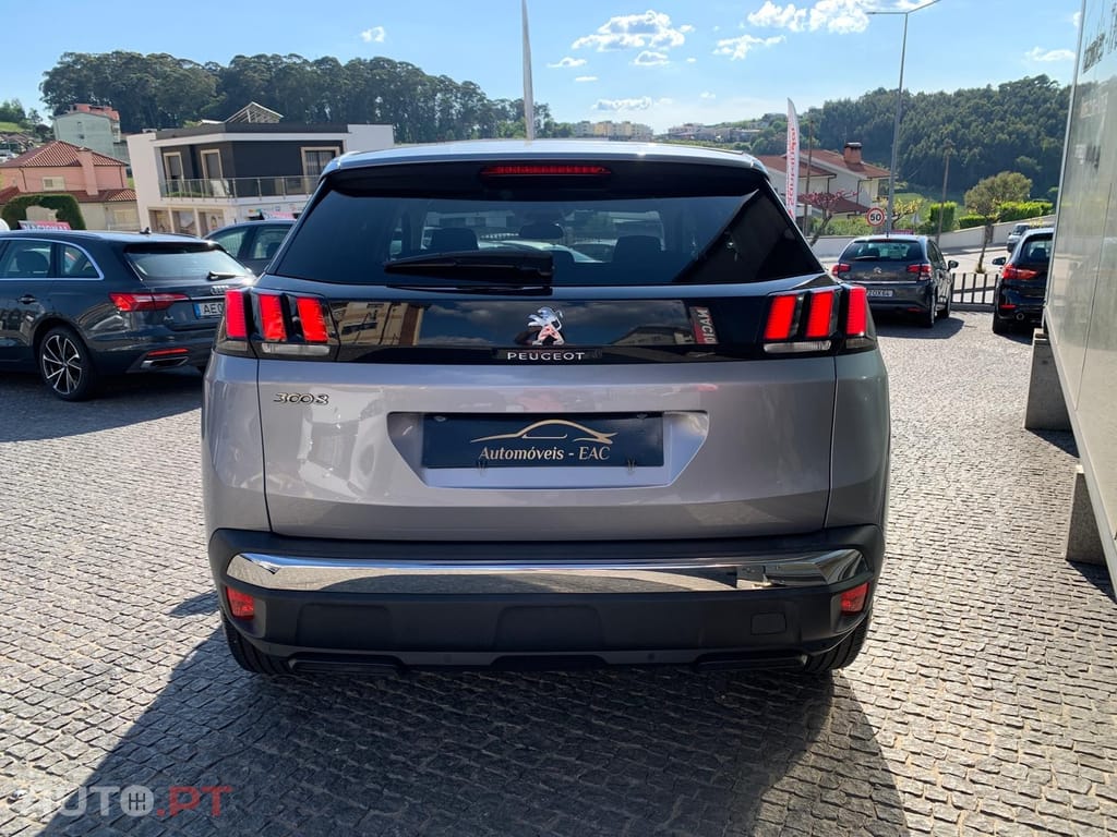 Peugeot 3008 1.5 BlueHDi Active