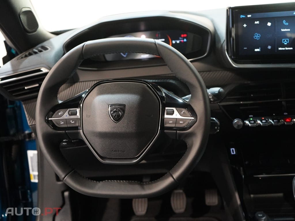 Peugeot 2008 1.2 PureTech Allure