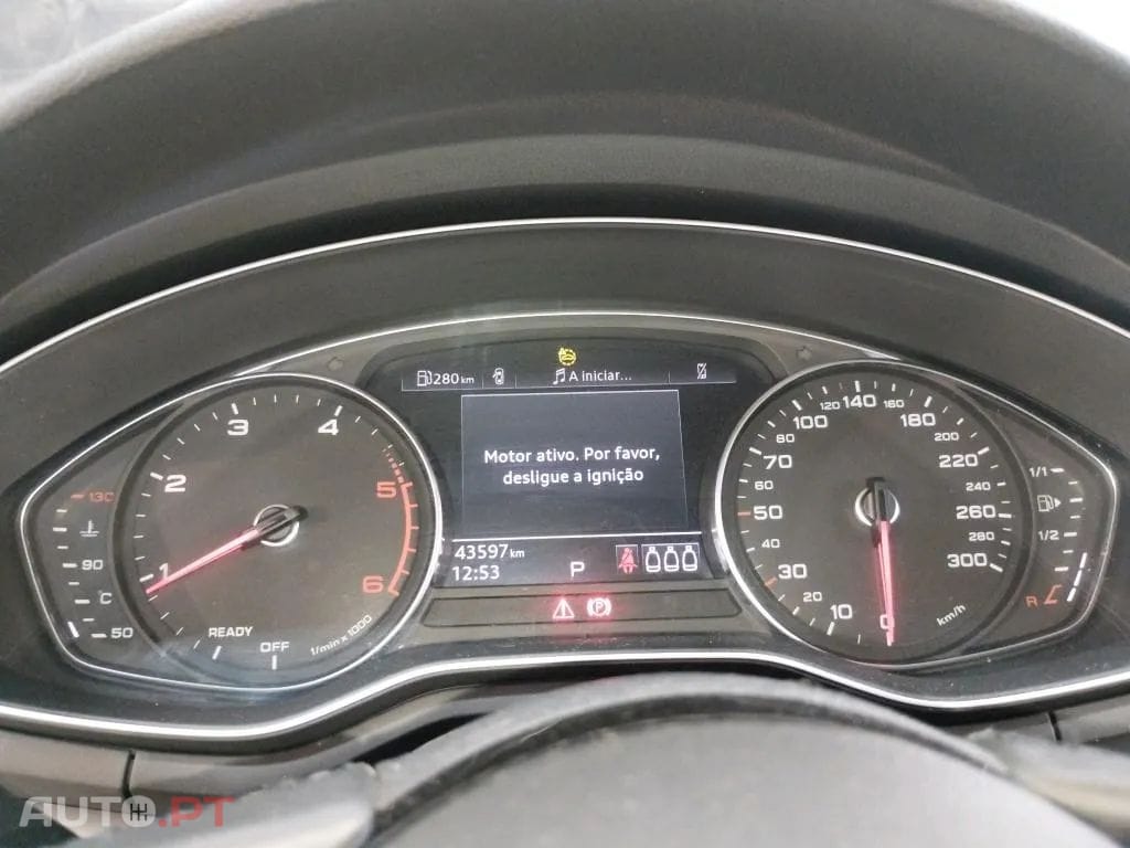 Audi A4 Avant 30 TDI S tronic