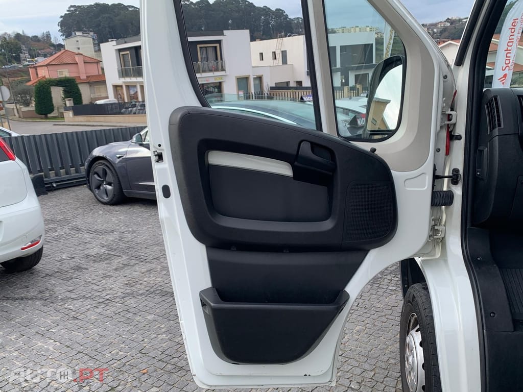 Peugeot Boxer 2.2 BlueHDi 335 L2 CD