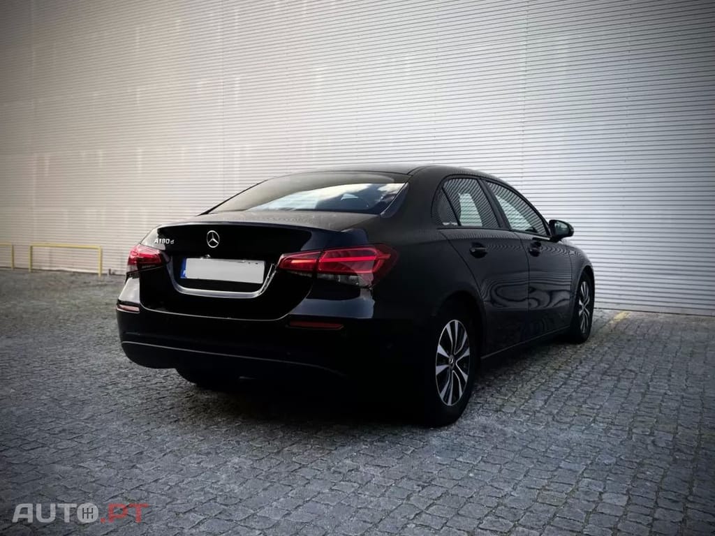Mercedes-Benz A 180 d Style Plus Aut.