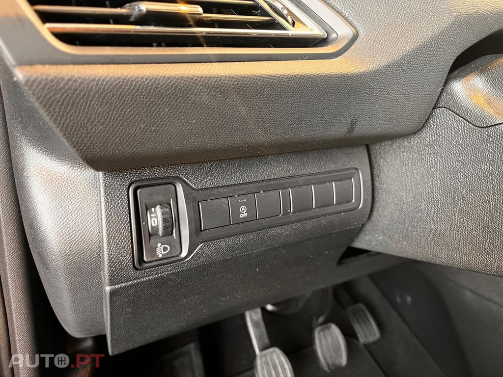 Peugeot 308 SW 1.5 HDI Active BUSINESS