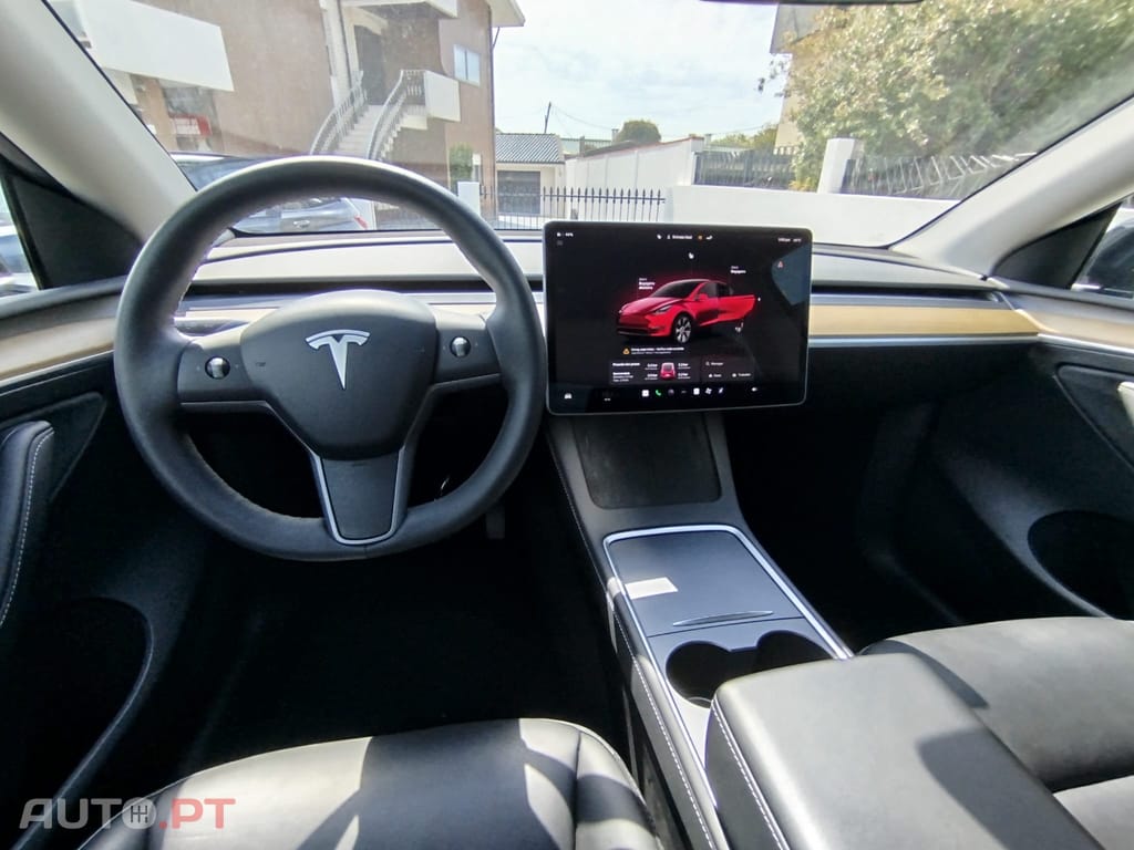 Tesla Model Y Tração Traseira