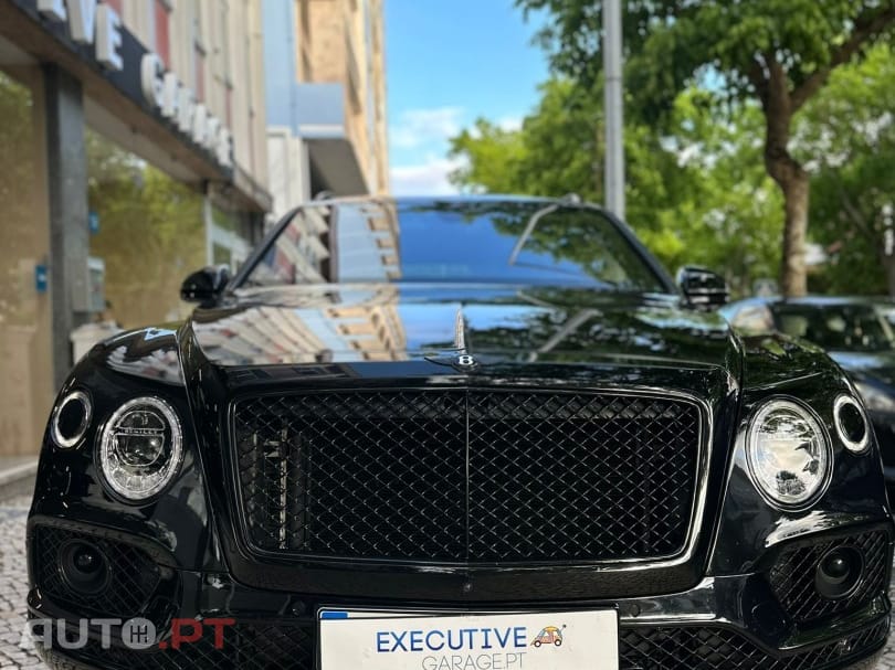 Bentley Bentayga V8