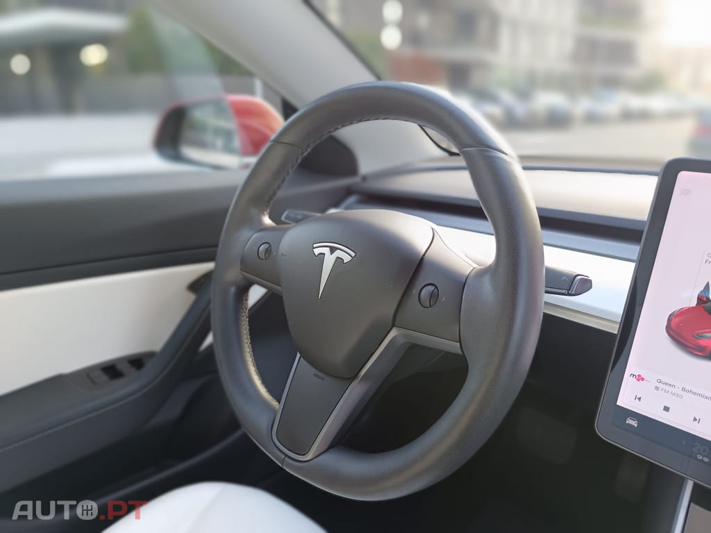 Tesla Model 3 Standard Range Plus RWD