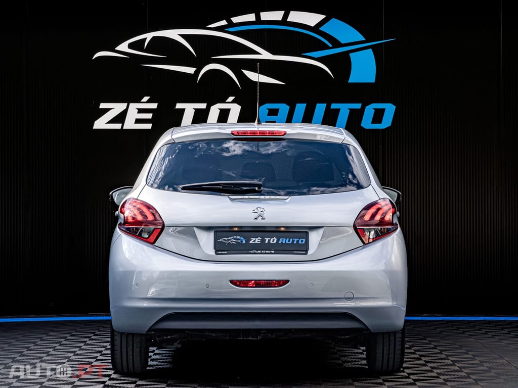 Peugeot 208 1.6 BlueHDi Style