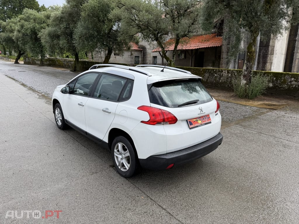 Peugeot 2008 PureTech 100 Active
