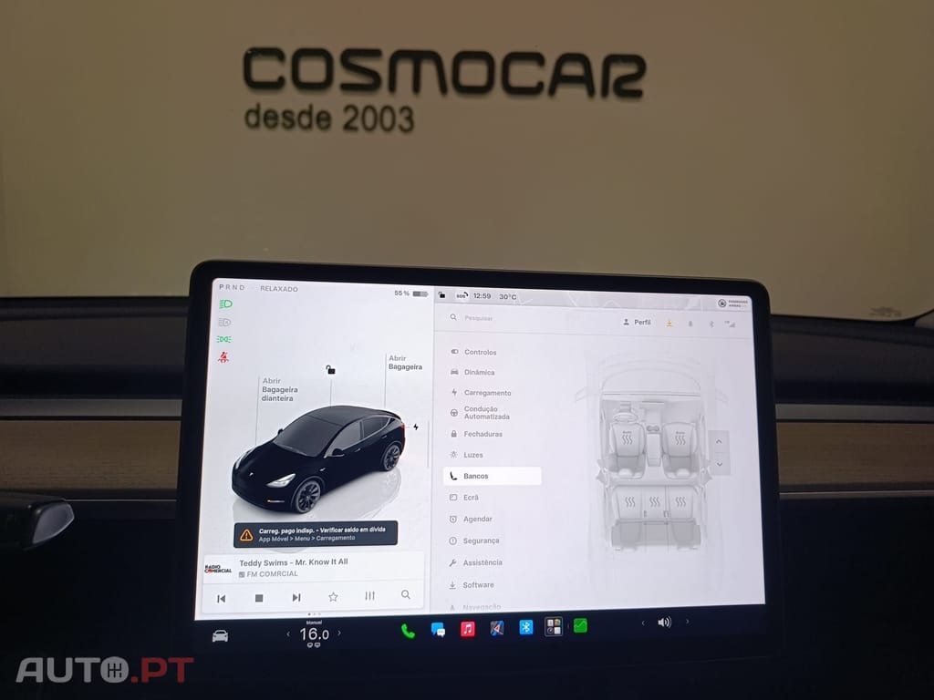 Tesla Model Y Standard RWD Plus — fotografia 17